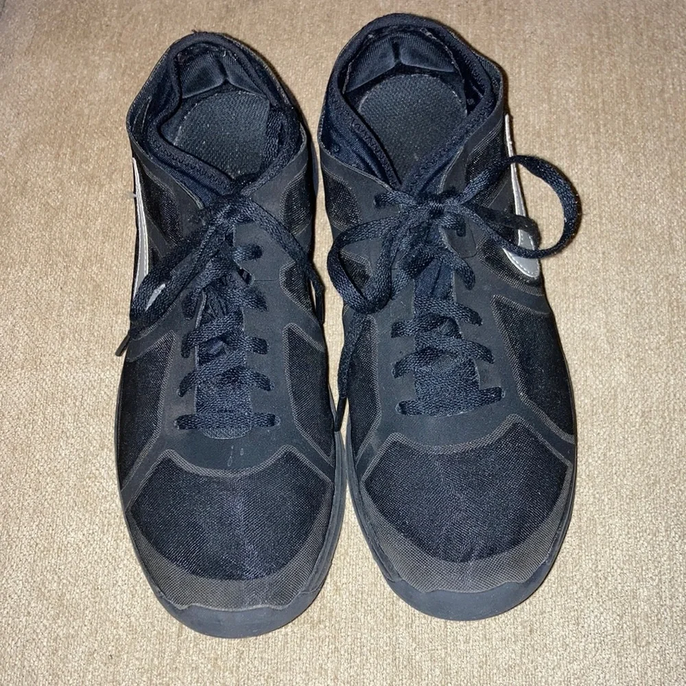 NIKE Lunarlon Womens Sneakers Size 8